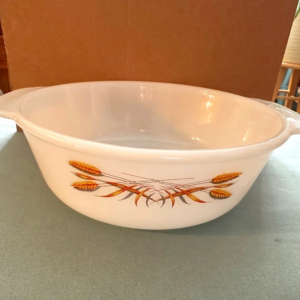Vintage Fire King Golden Wheat Casserole 1.5 Quart